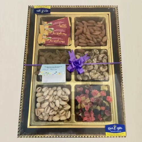 Dryfruitmix_Tray